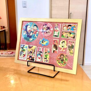 種類豊富な、懐かしの昭和レトロなメンコを額装‼️忍者ハットリくん・怪物くん・オバケのQ太郎・スーパージェッター・おそ松くん・宇宙少年ソラン・鉄腕アトム・ハッスルパンチ・風のフジ丸！